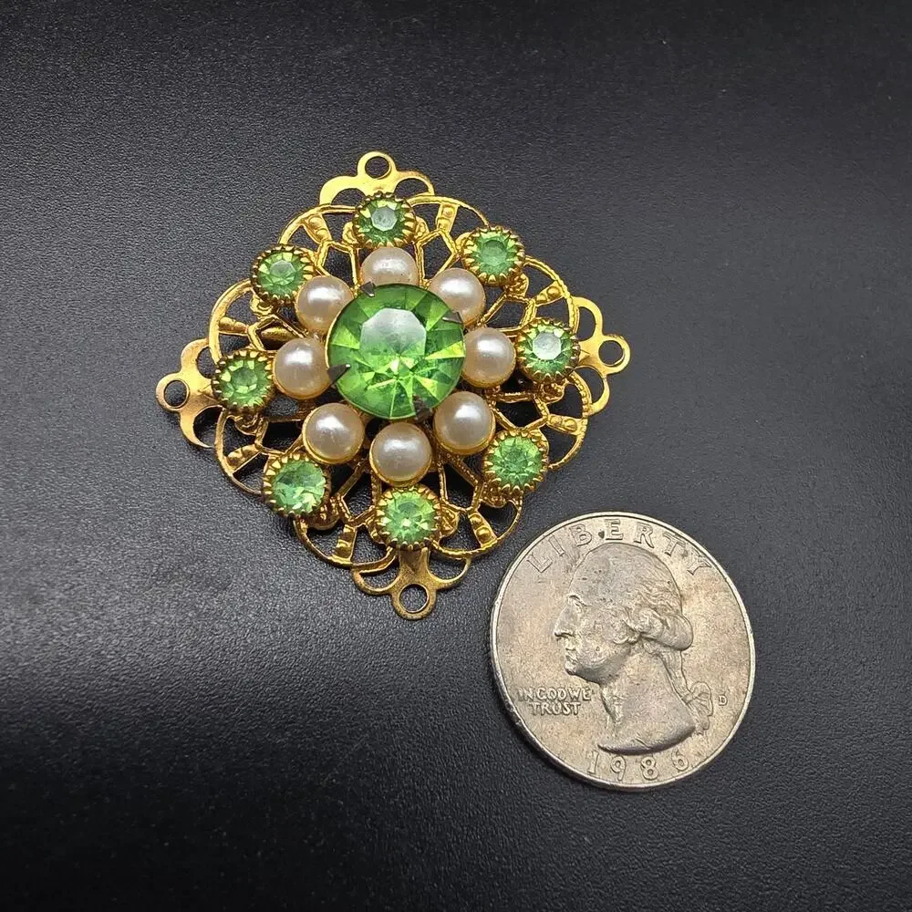 Green Rhinestone Faux Pearl Brooch Gold Tone Filigree Vintage Jewelry